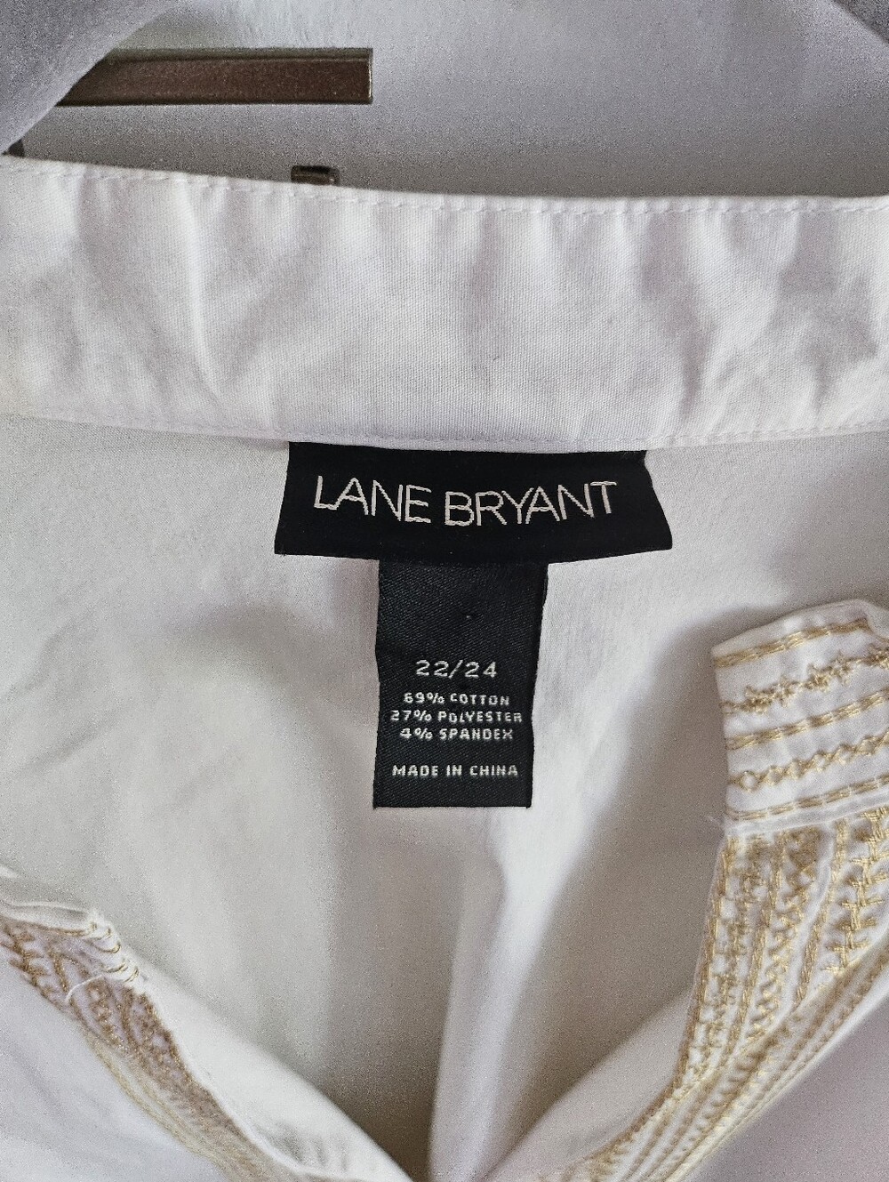 22/24- Lane Bryant- Tunic Top with Gold Embroidery - Picture 3 of 5